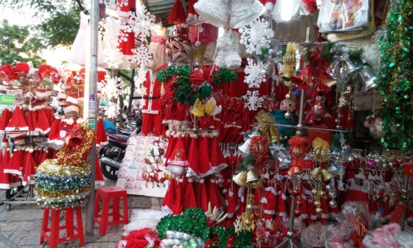 TP.HCM: Thị trường Giáng Sinh 2019 'trầm' hơn mọi năm